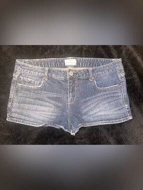 Aeropostale Blue Stretch Denim Shorts | Size Unknown | Measurements Provided